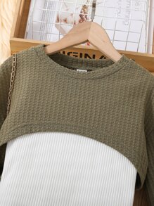 少女鬆緊肩蝴蝶短tee + 格紋短裙 + 清涼背心上衣 - 彩色 - 查看 4