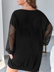 SHEIN LUNE 大碼拼接漁網落肩袖衛衣連衣裙 - 黑色 - 查看 4