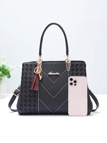 Túi đeo chéo họa tiết chữ trang trí tua rua, quà tặng Ngày của Mẹ cho Mẹ - màu đen - Xem 5