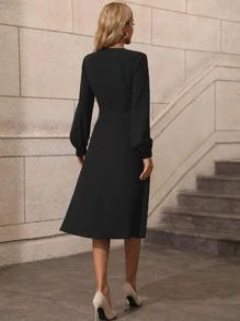 SHEIN Clasi Đầm Xù Tách cao màu trơn Thanh lịch - màu đen - Xem 2