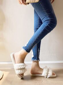 秋冬蕾丝面料家居时尚珍珠装饰女士拖鞋，春秋新款家居女式拖鞋，毛绒拖鞋 - 白色 - 查看 3