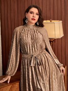 Modelyn 大碼燈籠袖繫腰帶連衣裙 - 香檳色 - 查看 6