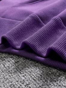 男士標語和卡通圖案袋鼠口袋抽繩保暖連帽衫 - 紫色 - 查看 3