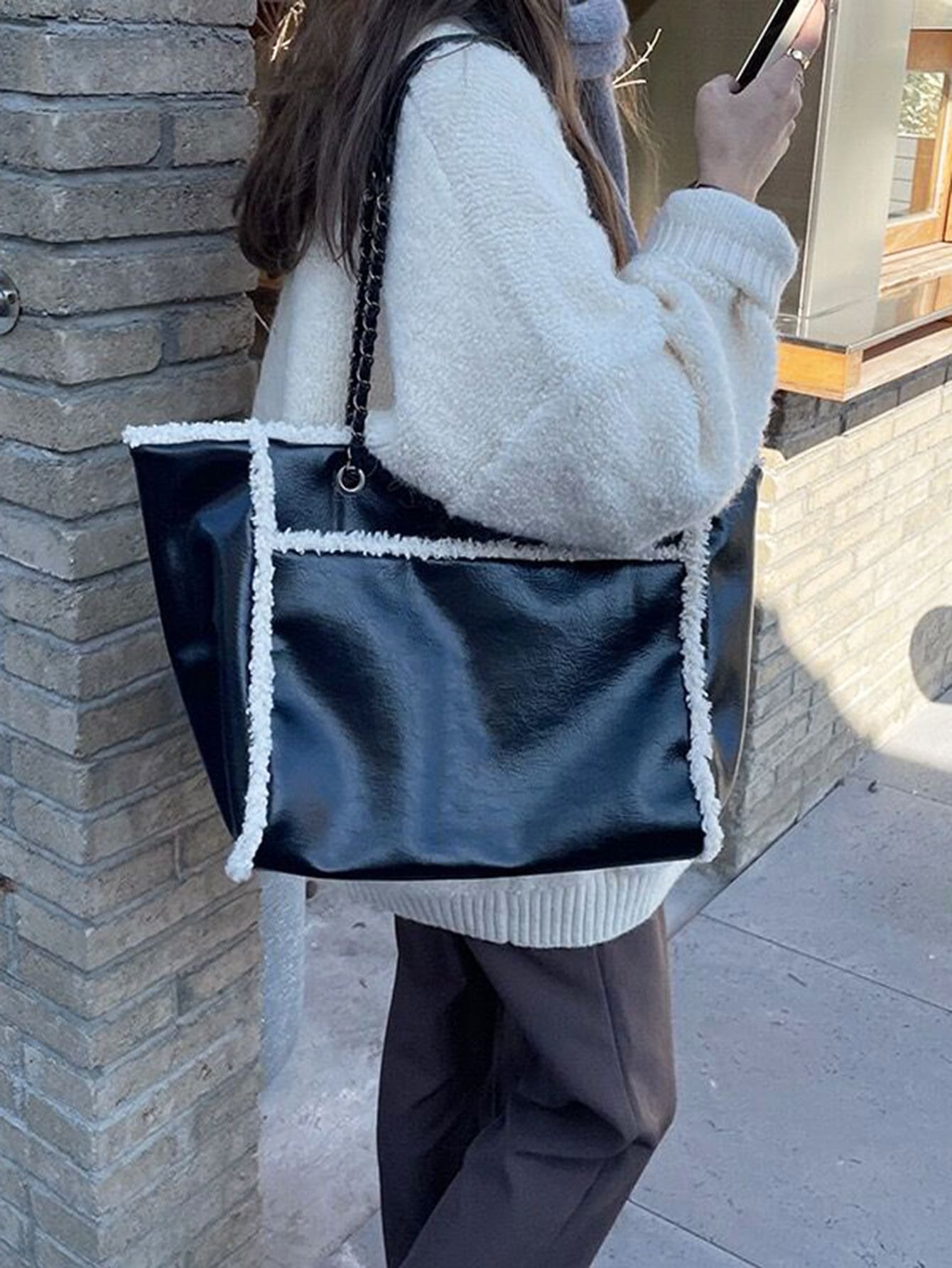 Contrast Binding Tote Bag - Black - View 1