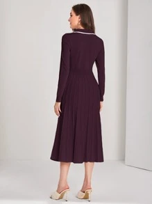Modelyn 撞色系带纽扣前褶皱毛衣连衣裙 - 紫紅色 - 查看 2
