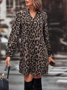 SHEIN Clasi Vestido con estampado de leopardo de cuello notch - Caqui - Ver 3