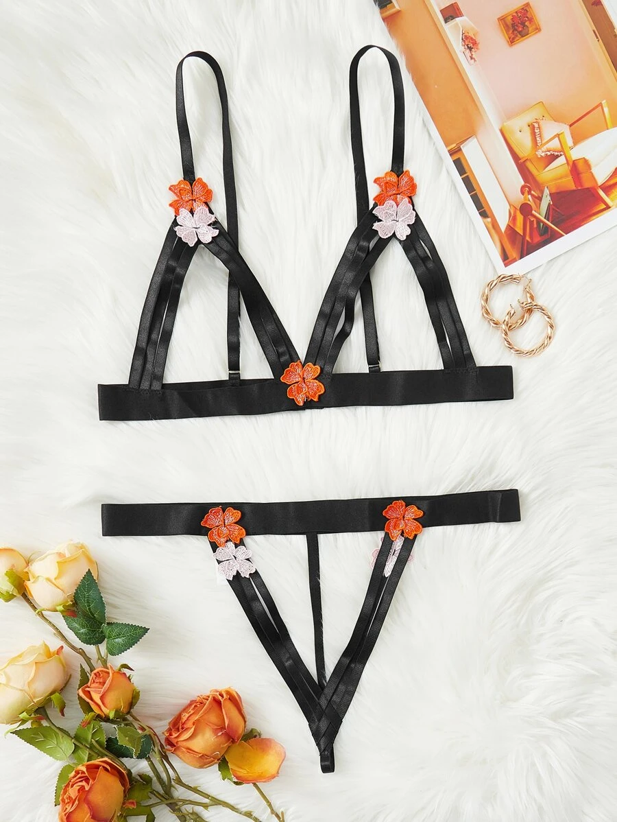 Plus Appliques Cut-out Lingerie Set - Black - View 1