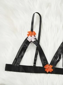 Plus Appliques Cut-out Lingerie Set - Black - View 3