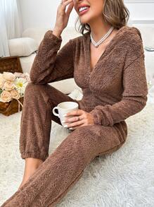Pijama con capucha con cremallera y diseño de orejas 3D en los hombros caídos de franela