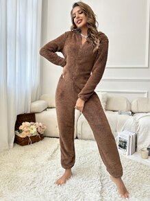 Pijama con capucha con cremallera y diseño de orejas 3D en los hombros caídos de franela