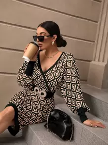 SHEIN Privé 滿版幾何圖案蝙蝠袖緊身連衣裙不附腰帶 - 彩色 - 查看 3