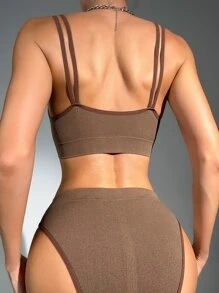 對比花邊文胸和內褲性感內衣套裝