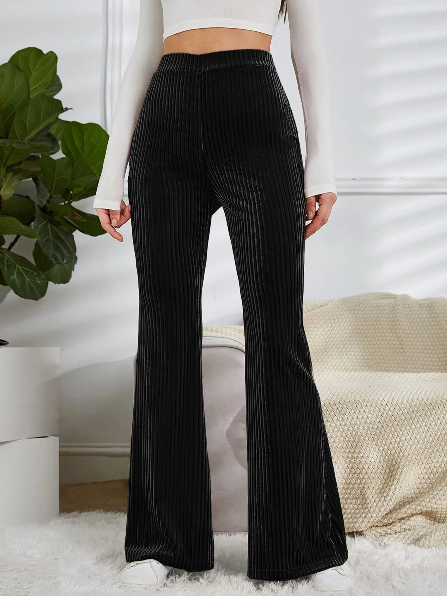 SHEIN Frenchy Hohe Taille Schlaghose aus Samt - Schwarz - Übersicht 1