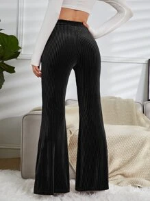 SHEIN Frenchy Hohe Taille Schlaghose aus Samt - Schwarz - Übersicht 2
