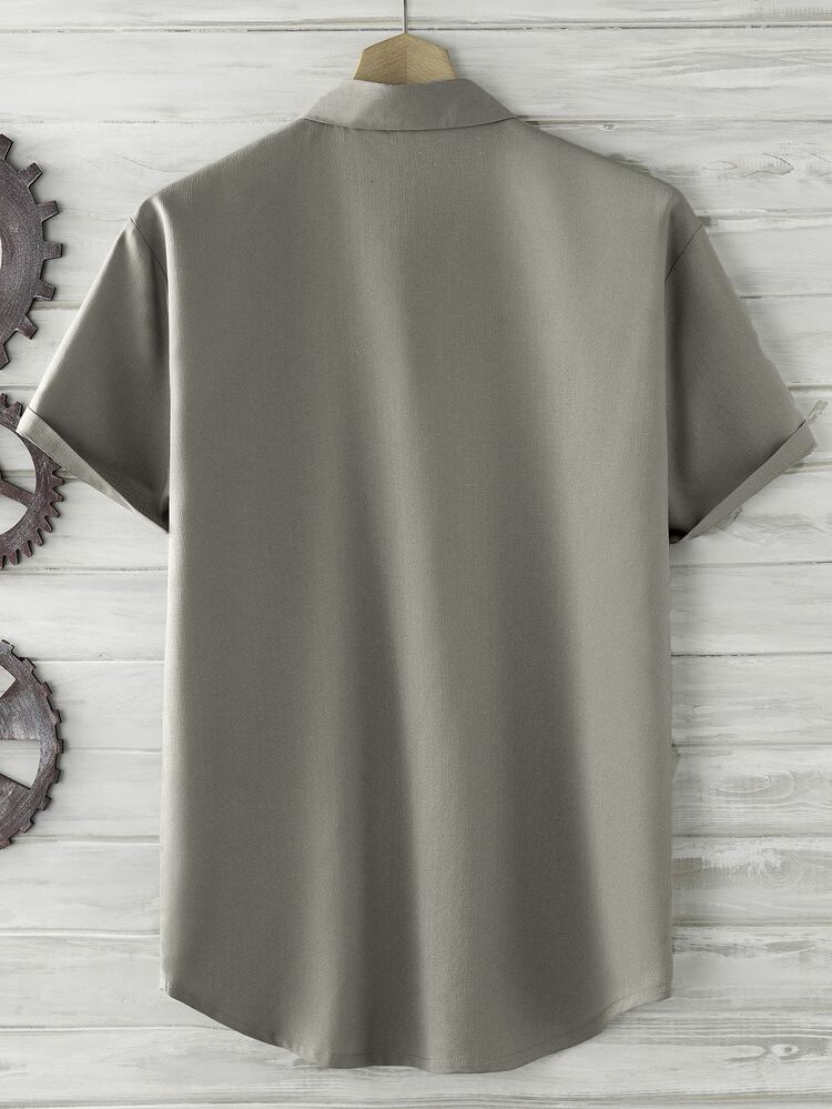 Men Button Up Curved Hem Shirt