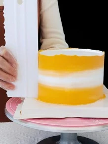 4PCS/Set New Comb Cake Scraper Pattern Cream ScraperDIY Baking Tools Plastic Cream Scraper Set Baking Accessories - White - View 2