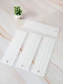 4PCS/Set New Comb Cake Scraper Pattern Cream ScraperDIY Baking Tools Plastic Cream Scraper Set Baking Accessories - White - View 3