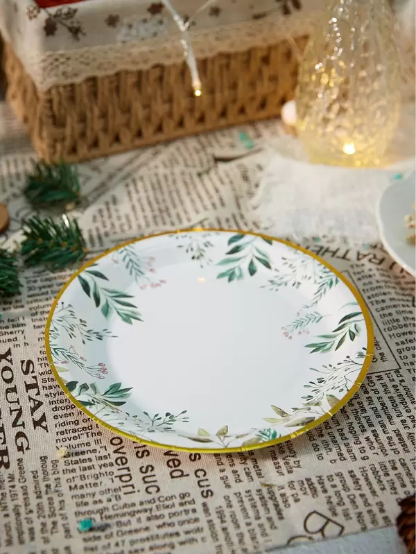 10 Piece/Set Disposable Dinner Plates, 7/9 Inch Sage Green Leaf Paper Plates Party Paper Plates