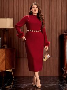 Modelyn Plus Fuzzy Cuff Split Back Dress Without Belt - Red - View 2