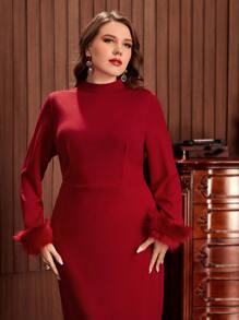 Modelyn Plus Fuzzy Cuff Split Back Dress Without Belt - Red - View 4