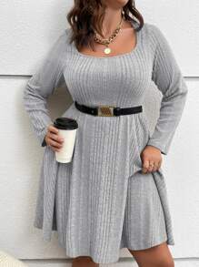 SHEIN LUNE Vestido tejido de canalé de cuello scoop sin cinturón - Gris Claro - Ver 3