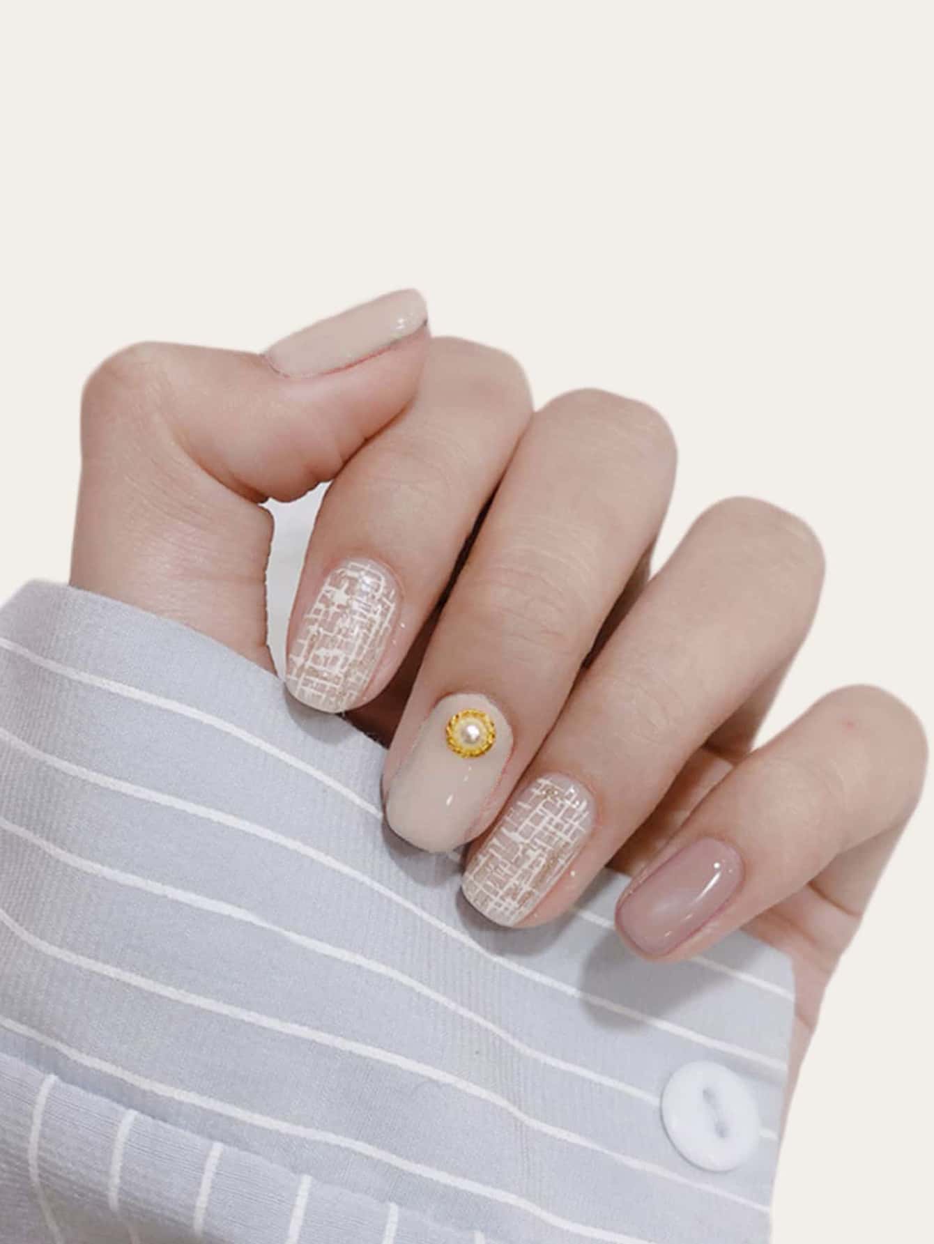 Instantly Upgrade Your Look with 24pcs Long Square Pearl Grid Fake Nail & 1pc Nail File & 1sheet Tape