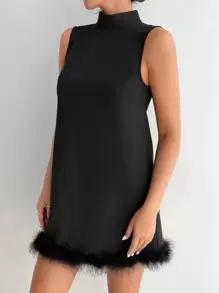 SHEIN PETITE 小高領毛茸邊背心連衣裙 - 黑色 - 查看 3