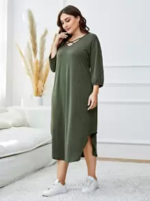 Mulvari 大碼十字交叉領弧形下擺T恤洋裝 - 軍綠色 - 查看 6