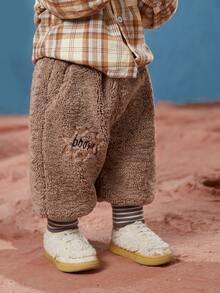 小男童字母刺繡絨毛長褲 - 摩卡棕 - 查看 7