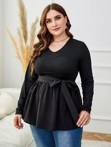 Mulvari Top tejido de canalé peplum con cinturón - Negro - Ver 5