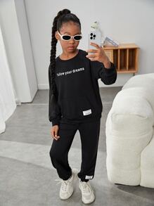 SHEIN Girls Slogan Graphic Patched Detail Pullover & Joggers Set - Black - View 1