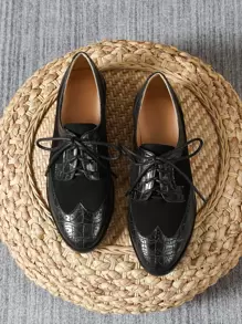 Crocodile Embossed Wingtip Detail Lace-up Front Oxford Shoes - Black - View 1