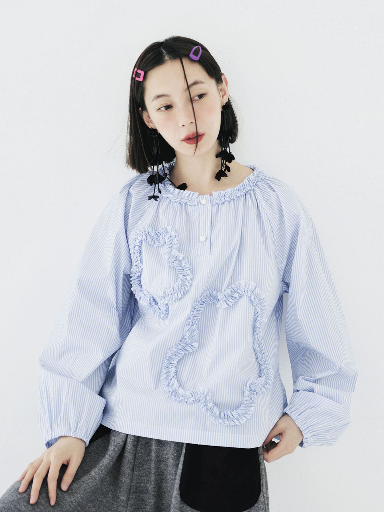 Blusa de rayas ribete fruncido de manga raglán