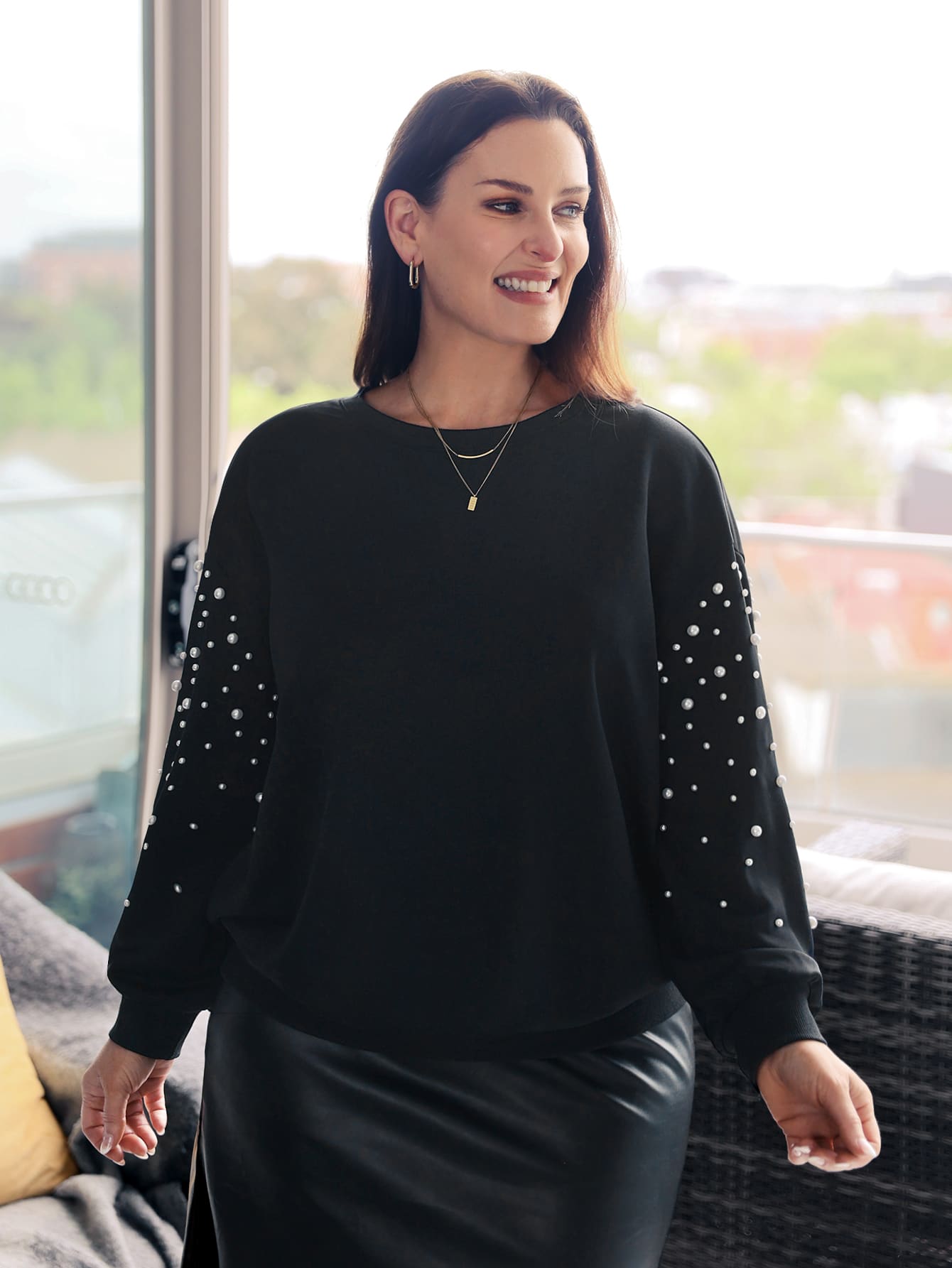 EMERY ROSE Plus Pearls Detail Drop Shoulder Sweatshirt - Black - View 1