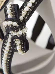 DAZY Faux Pearl Decor Headband Elegant Hairband Hair Hoop - Black and White - View 10