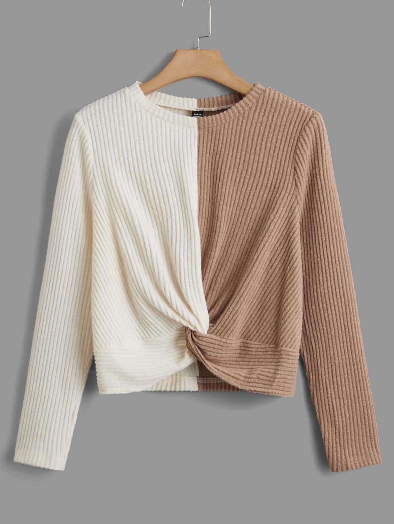 SHEIN LUNE 大碼雙色扭結下擺T恤 - 彩色 - 查看 1