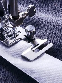 1pc Zinc Alloy Sewing Machine Presser Foot - Silver - View 1