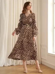 Modelyn Vestido de rayas de cebra ribete con fruncido sin cinturón - Multicolor - Ver 1