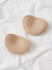 1對愛心圖案胸墊