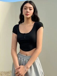 DAZY Half Button Curved Hem Crop Tee - Black - View 7