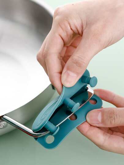 1pc Random Silicone Anti-Scald Anti-Slip Silicone Pot Handle Holder, Kitchen Accessory