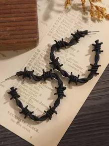 Cercei cu cerc cu manșetă cu design inimă