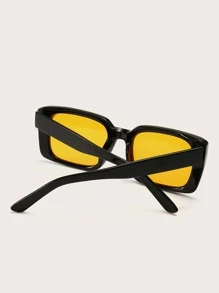 1pc Unisex Square Fashion Sunglasses, Suitable For Outdoor Wear, Travel, Summer Accessory, Sports Style, Driving, Holiday Outfit, Beach, Music Festival, Vacation, Family Outing, UV Protection, Golf, Hiking, Elegant Decoration, Street Style Accessory, Holiday Atmosphere, Sports, Party, Outdoor Activities, Street Style, Fishing, Outdoor Activities, Vacation, Sun Protection, Holiday - Yellow - View 3