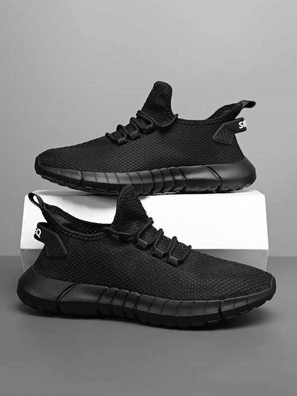 حذاء جري بطباعة أحرف رباط امامي للرجال