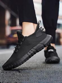 حذاء جري بطباعة أحرف رباط امامي للرجال