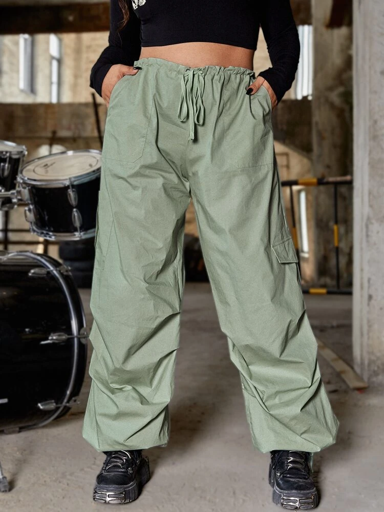 Plus Size Solid Color Flap Pocket Cargo Pants