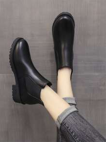 2025 Winter New Retro British Style Round Toe Elastic Band Ankle-High Chunky Heel Boots, Short Women Boots Warm Lining, Suggest Ordering One Size Up - Black - View 7