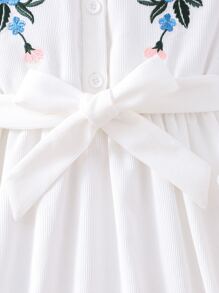 女孩花卉刺繡荷葉袖腰帶襯衫洋裝