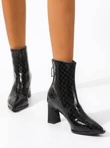 Letter Embossed Zip Back Chunky Heeled Classic Boots - Black - View 5