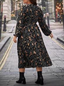 SHEIN Frenchy 大碼滿版印花高衩洋裝